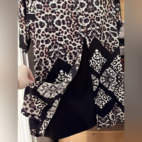 ✨ Fierce Vintage Style & Co. Top | Animal Print Statement Piece - Size M ✨ - Picture 10 of 15